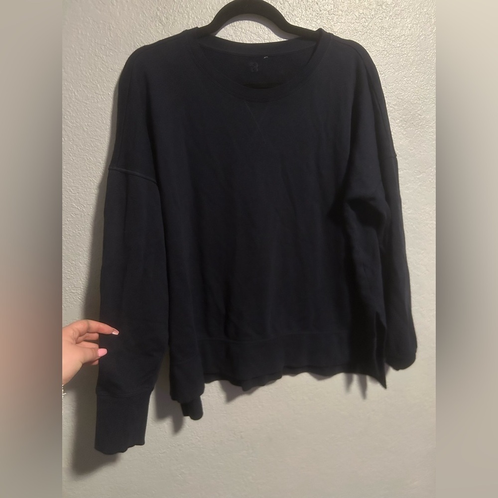 Sweaty Betty navy blue crewneck